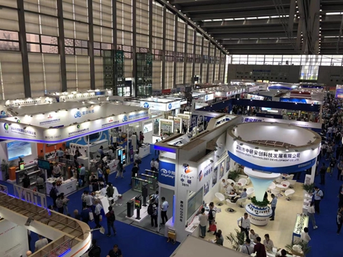 擺閘,三輥閘,速通閘,旋轉(zhuǎn)閘,平移閘,一字閘,人臉識別，