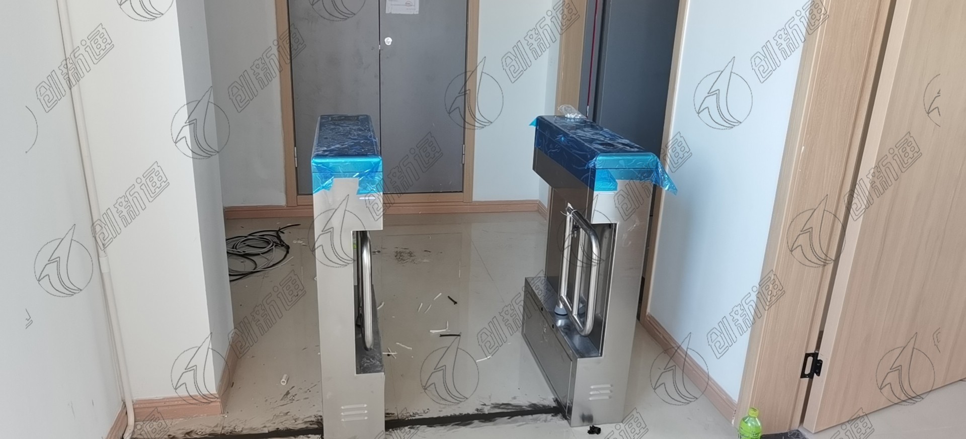 擺閘,三輥閘,速通閘,旋轉(zhuǎn)閘,平移閘,一字閘,人臉識(shí)別，