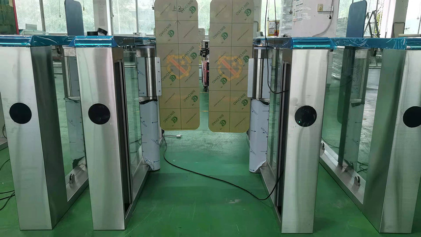 擺閘,三輥閘,速通閘,旋轉(zhuǎn)閘,平移閘,一字閘,人臉識(shí)別，